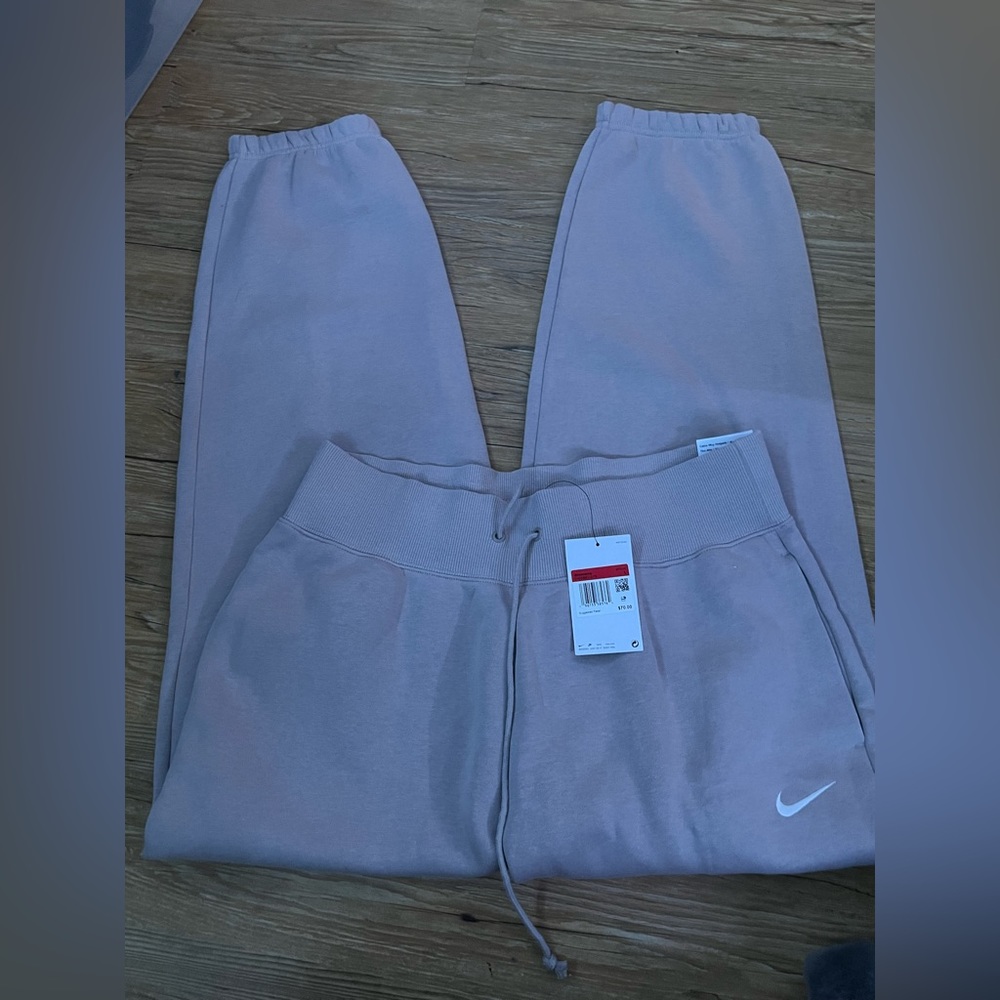 Nike Oversized Fit High Rise Sweatpants